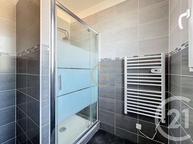 Maison &agrave; vendre - 3 pi&egrave;ces - 73,76 m2 - St Martin En Biere - 77 - ILE-DE-FRANCE