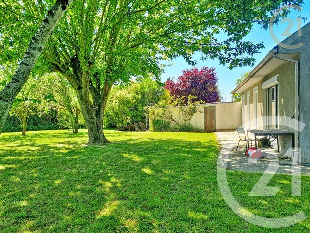 Maison &agrave; vendre - 5 pi&egrave;ces - 93,81 m2 - St Sauveur Sur Ecole - 77 - ILE-DE-FRANCE