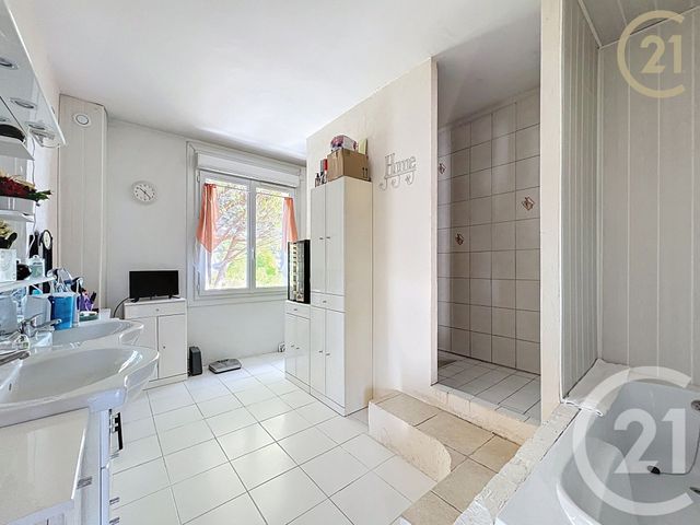 Maison &agrave; vendre - 8 pi&egrave;ces - 240 m2 - St Fargeau Ponthierry - 77 - ILE-DE-FRANCE