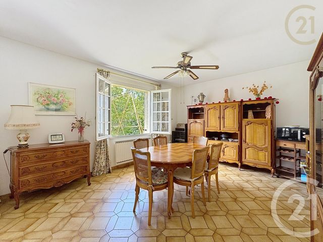 Maison à vendre - 9 pièces - 204,12 m2 - Perthes - 77 - ILE-DE-FRANCE