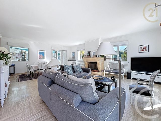 Maison &agrave; vendre - 9 pi&egrave;ces - 200 m2 - St Sauveur Sur Ecole - 77 - ILE-DE-FRANCE