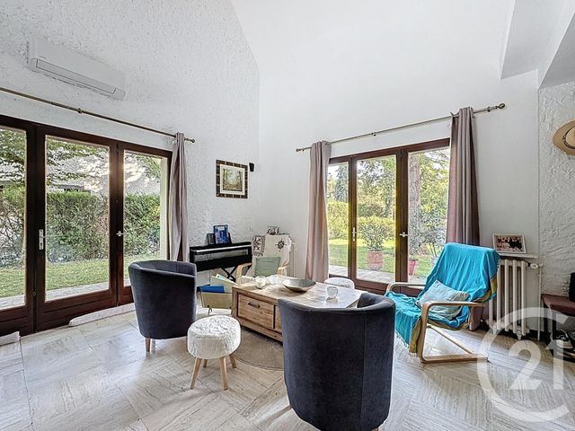 Maison &agrave; louer - 6 pi&egrave;ces - 206,08 m2 - St Sauveur Sur Ecole - 77 - ILE-DE-FRANCE