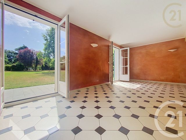 Maison &agrave; vendre - 10 pi&egrave;ces - 190 m2 - Chailly En Biere - 77 - ILE-DE-FRANCE