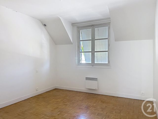 Appartement Duplex &agrave; louer - 3 pi&egrave;ces - 76,51 m2 - Barbizon - 77 - ILE-DE-FRANCE