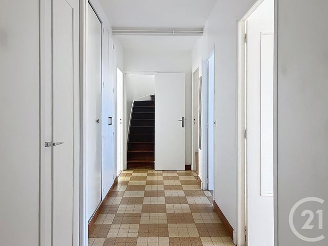 Appartement Duplex &agrave; louer - 3 pi&egrave;ces - 76,51 m2 - Barbizon - 77 - ILE-DE-FRANCE