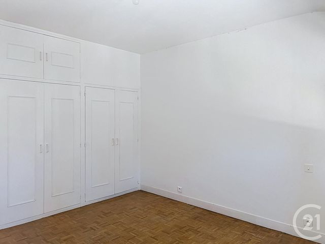 Appartement Duplex &agrave; louer - 3 pi&egrave;ces - 76,51 m2 - Barbizon - 77 - ILE-DE-FRANCE