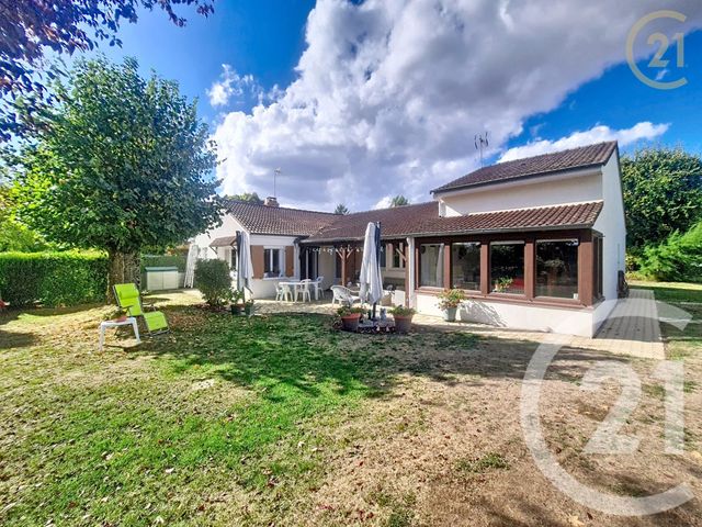 Maison &agrave; vendre - 8 pi&egrave;ces - 167 m2 - St Sauveur Sur Ecole - 77 - ILE-DE-FRANCE