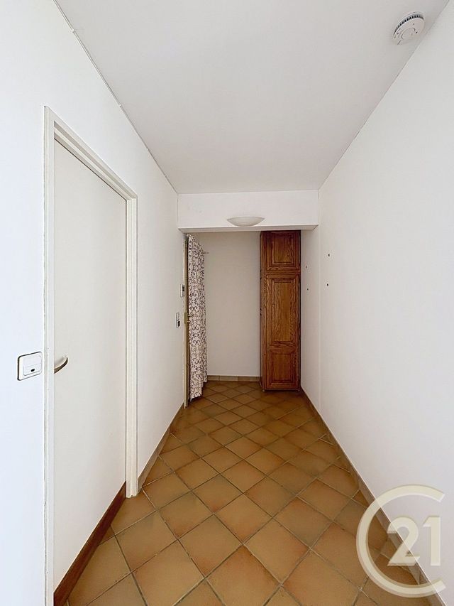 Appartement F3 &agrave; louer - 3 pi&egrave;ces - 87,20 m2 - Fontainebleau - 77 - ILE-DE-FRANCE