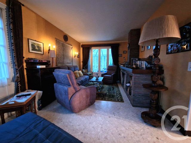 Maison à vendre - 7 pièces - 160 m2 - St Just En Chaussee - 60 - PICARDIE