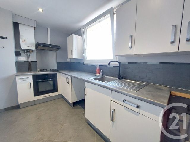 Appartement F3 &agrave; louer - 3 pi&egrave;ces - 59,22 m2 - Choisy Le Roi - 94 - ILE-DE-FRANCE
