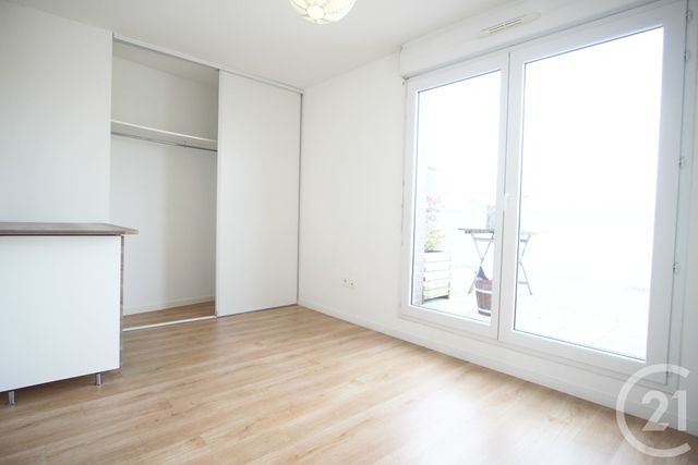 Appartement F4 &agrave; louer - 4 pi&egrave;ces - 81,17 m2 - Choisy Le Roi - 94 - ILE-DE-FRANCE