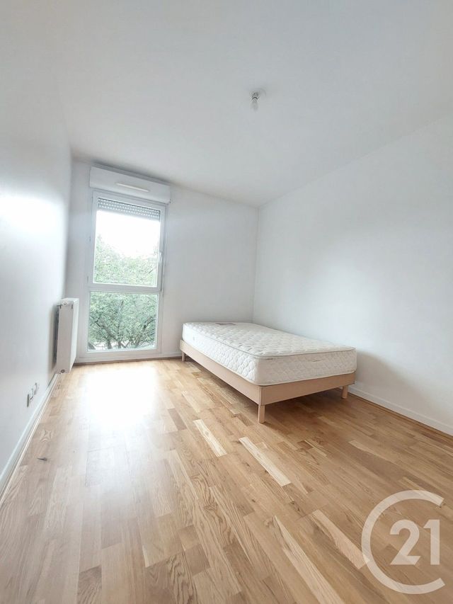 Appartement F5 &agrave; louer - 5 pi&egrave;ces - 94,02 m2 - Creteil - 94 - ILE-DE-FRANCE