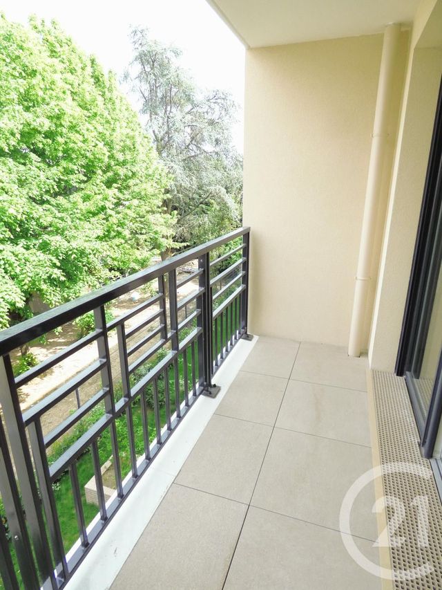 Appartement F3 &agrave; louer - 3 pi&egrave;ces - 60,95 m2 - Thiais - 94 - ILE-DE-FRANCE
