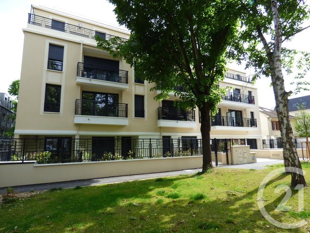 Appartement F3 &agrave; louer - 3 pi&egrave;ces - 60,95 m2 - Thiais - 94 - ILE-DE-FRANCE