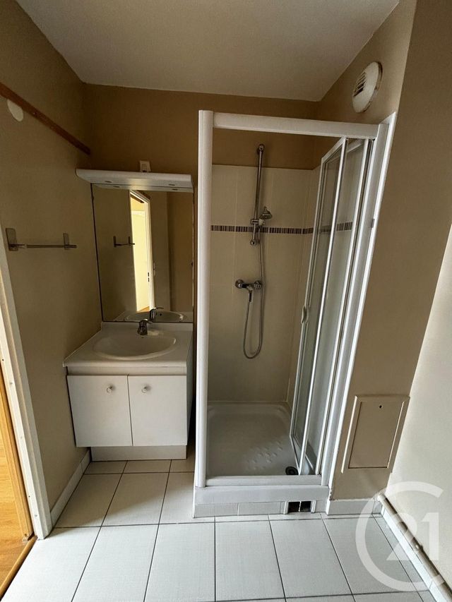 Appartement F2 &agrave; louer - 2 pi&egrave;ces - 42,11 m2 - Choisy Le Roi - 94 - ILE-DE-FRANCE