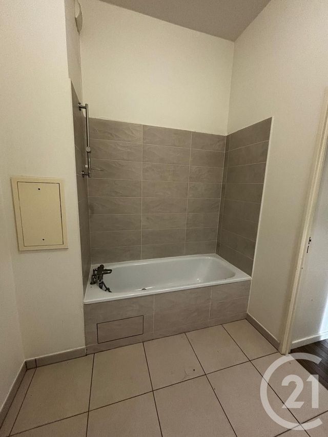 Appartement F2 &agrave; louer - 2 pi&egrave;ces - 47,70 m2 - Creteil - 94 - ILE-DE-FRANCE