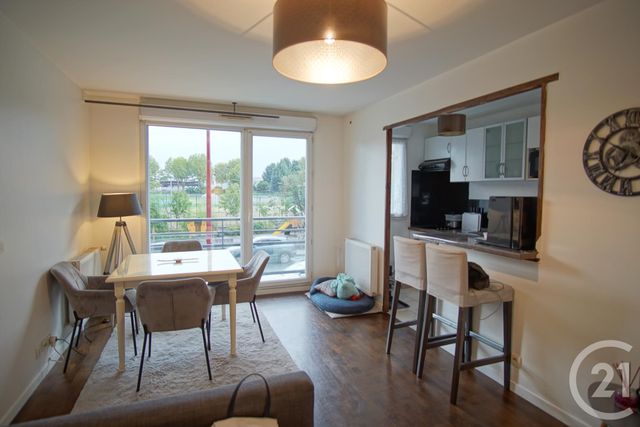 Appartement F2 &agrave; louer - 2 pi&egrave;ces - 43,82 m2 - Fresnes - 94 - ILE-DE-FRANCE