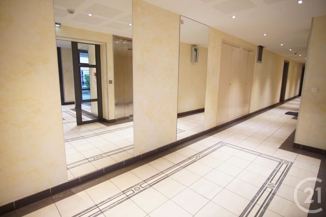 Appartement F2 &agrave; louer - 2 pi&egrave;ces - 43,82 m2 - Fresnes - 94 - ILE-DE-FRANCE