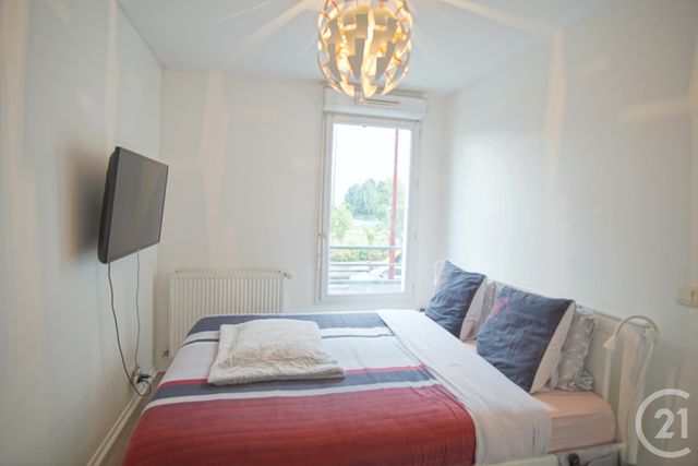 Appartement F2 &agrave; louer - 2 pi&egrave;ces - 43,82 m2 - Fresnes - 94 - ILE-DE-FRANCE