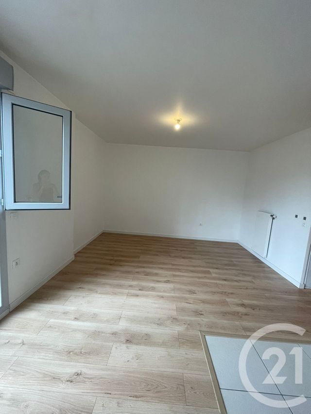 Appartement F1 &agrave; louer - 1 pi&egrave;ce - 27,75 m2 - Creteil - 94 - ILE-DE-FRANCE