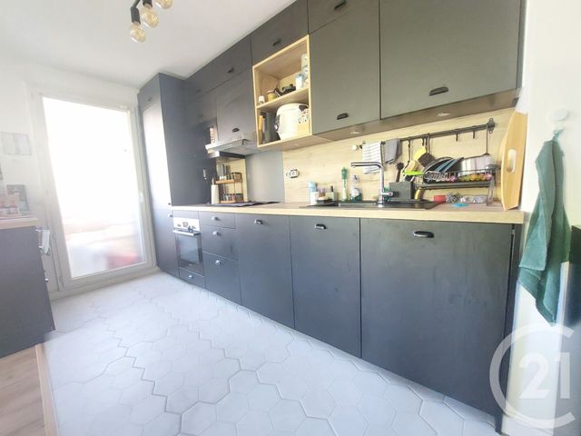 Appartement F4 &agrave; louer - 4 pi&egrave;ces - 76,10 m2 - Creteil - 94 - ILE-DE-FRANCE