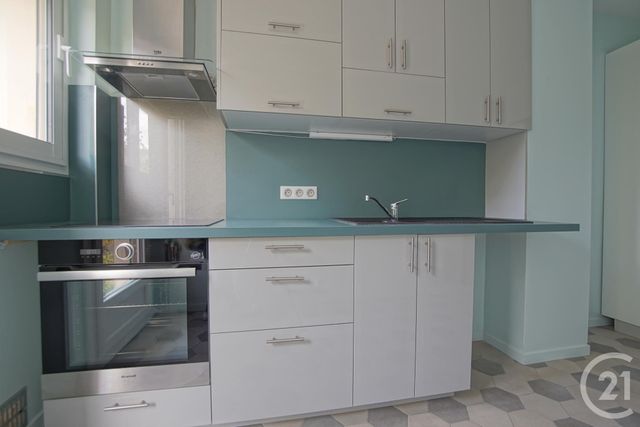 Appartement F3 &agrave; louer - 3 pi&egrave;ces - 75,65 m2 - Alfortville - 94 - ILE-DE-FRANCE