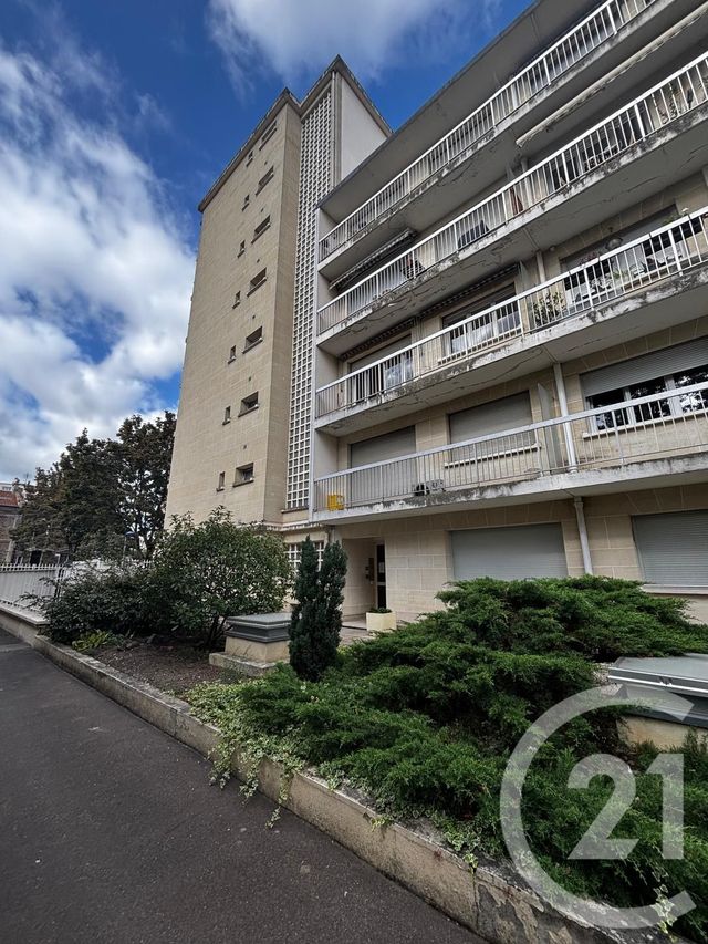 Appartement F1 &agrave; louer - 1 pi&egrave;ce - 15 m2 - Choisy Le Roi - 94 - ILE-DE-FRANCE