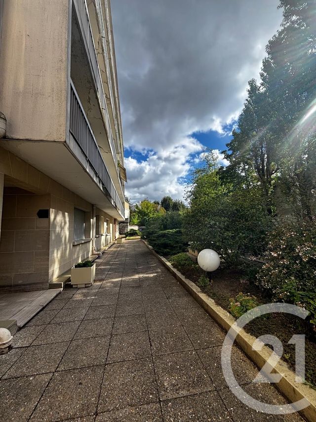Appartement F1 &agrave; louer - 1 pi&egrave;ce - 15 m2 - Choisy Le Roi - 94 - ILE-DE-FRANCE