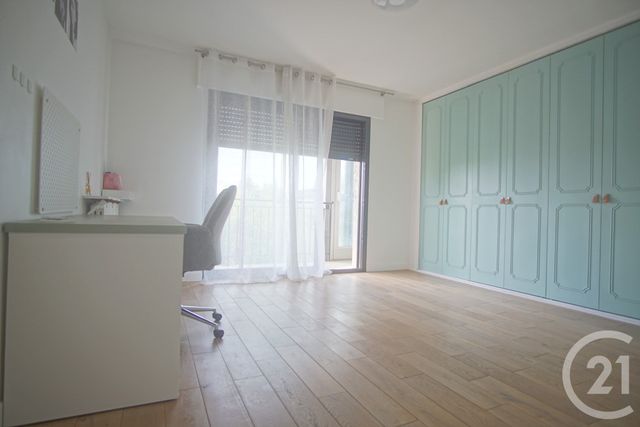 Appartement F4 à louer - 4 pièces - 112,22 m2 - Choisy Le Roi - 94 - ILE-DE-FRANCE