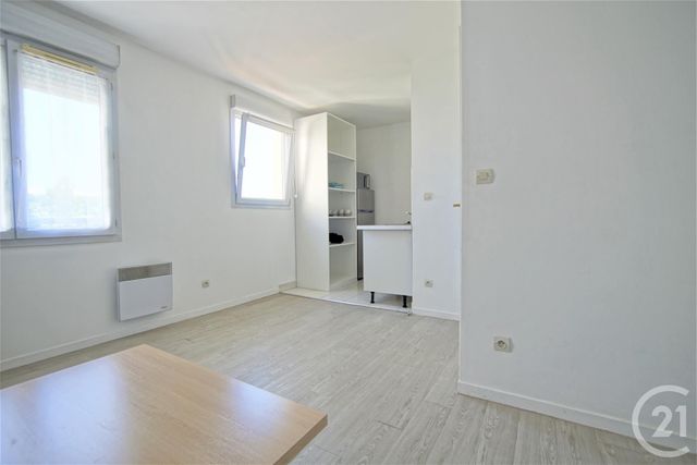 Appartement F1 à louer - 1 pièce - 25,36 m2 - Creteil - 94 - ILE-DE-FRANCE