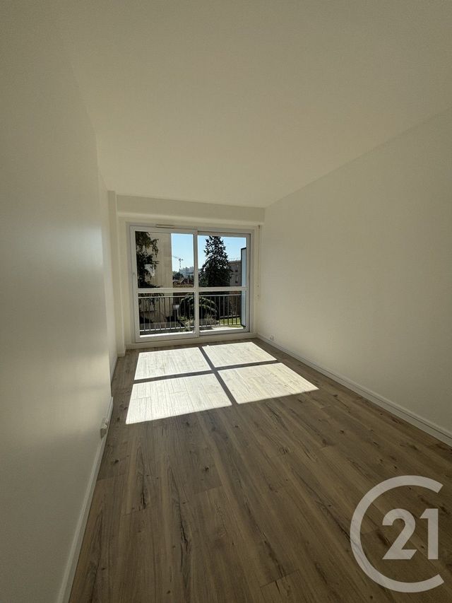 Appartement F3 à louer - 3 pièces - 62,75 m2 - St Maur Des Fosses - 94 - ILE-DE-FRANCE