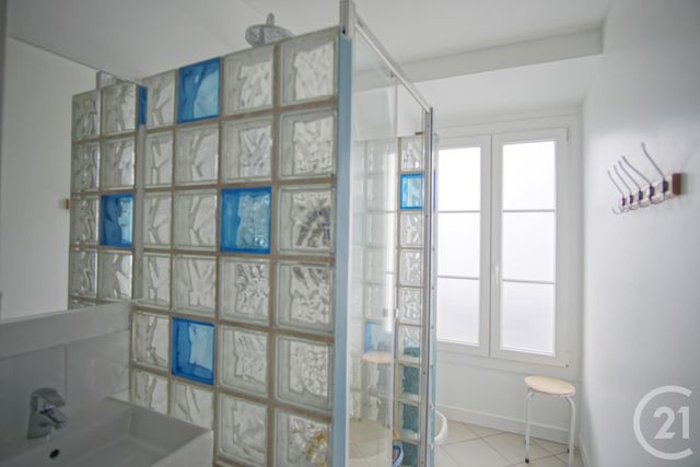 Appartement F3 &agrave; louer - 3 pi&egrave;ces - 65,44 m2 - Choisy Le Roi - 94 - ILE-DE-FRANCE