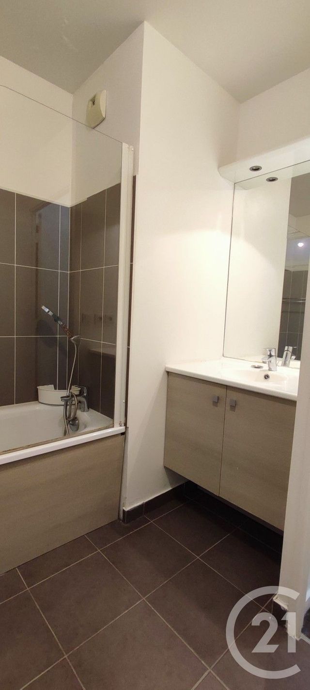 Appartement F3 &agrave; louer - 3 pi&egrave;ces - 60,70 m2 - Orly - 94 - ILE-DE-FRANCE