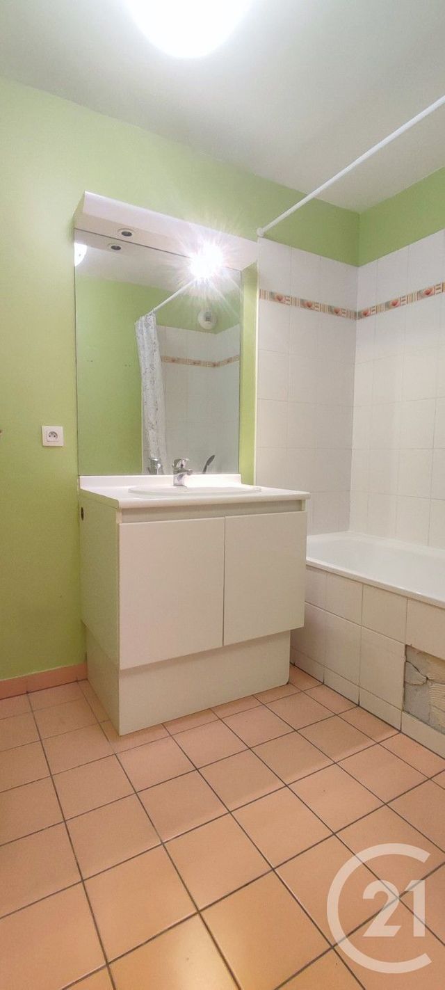 Appartement F3 à louer - 3 pièces - 60,64 m2 - Choisy Le Roi - 94 - ILE-DE-FRANCE