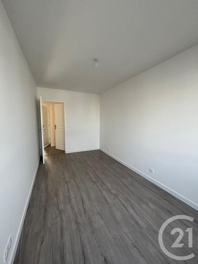 Appartement F3 à louer - 3 pièces - 74,78 m2 - Thiais - 94 - ILE-DE-FRANCE