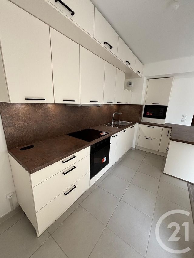 Appartement F3 à louer - 3 pièces - 74,78 m2 - Thiais - 94 - ILE-DE-FRANCE