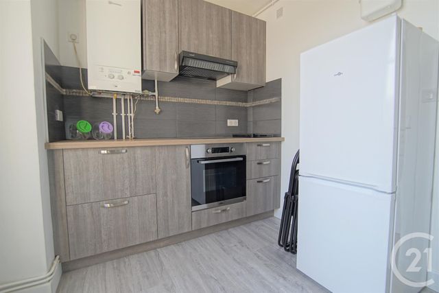 Appartement F1 &agrave; louer - 1 pi&egrave;ce - 28 m2 - Vitry Sur Seine - 94 - ILE-DE-FRANCE