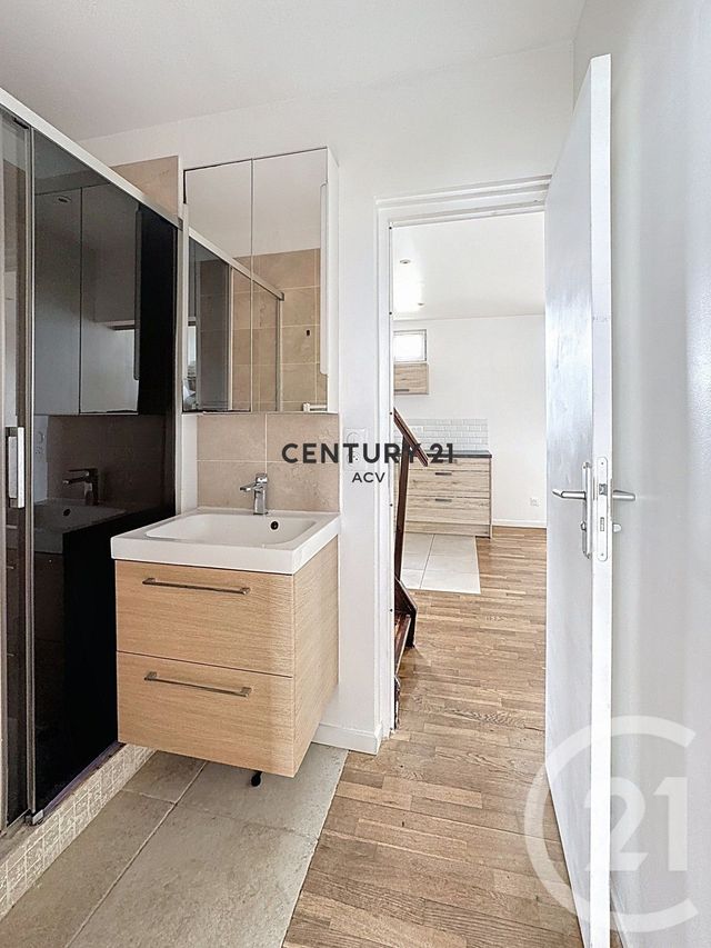 Appartement Duplex &agrave; vendre - 3 pi&egrave;ces - 44,02 m2 - Villejuif - 94 - ILE-DE-FRANCE