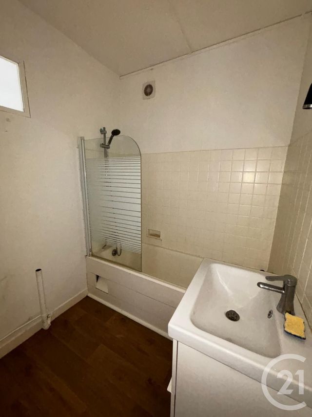 Appartement F3 &agrave; louer - 3 pi&egrave;ces - 54,94 m2 - Choisy Le Roi - 94 - ILE-DE-FRANCE