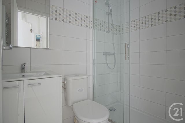 Appartement F1 &agrave; louer - 1 pi&egrave;ce - 22,68 m2 - Vitry Sur Seine - 94 - ILE-DE-FRANCE