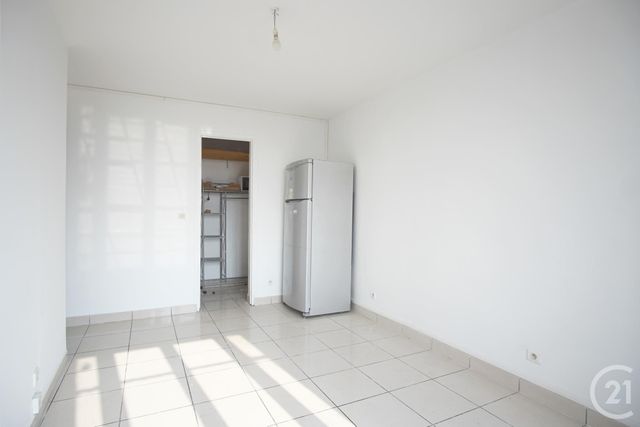 Appartement F1 &agrave; louer - 1 pi&egrave;ce - 22,68 m2 - Vitry Sur Seine - 94 - ILE-DE-FRANCE