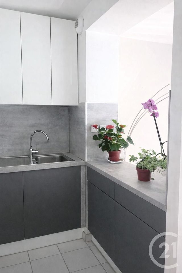 Appartement F2 &agrave; louer - 2 pi&egrave;ces - 42,65 m2 - Choisy Le Roi - 94 - ILE-DE-FRANCE