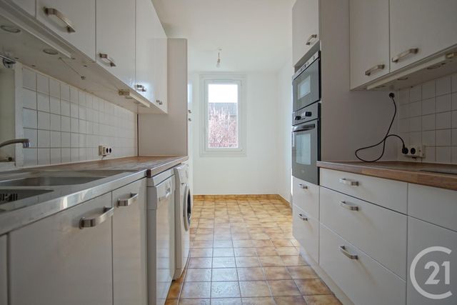 Appartement F4 &agrave; louer - 4 pi&egrave;ces - 88,04 m2 - Choisy Le Roi - 94 - ILE-DE-FRANCE