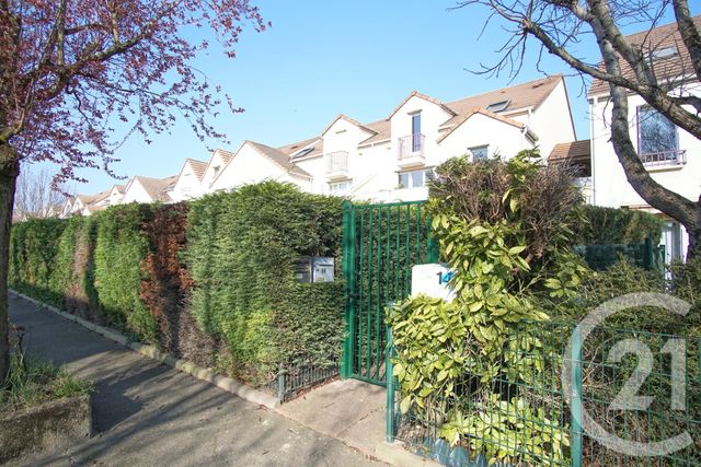 Appartement F4 &agrave; louer - 4 pi&egrave;ces - 88,04 m2 - Choisy Le Roi - 94 - ILE-DE-FRANCE