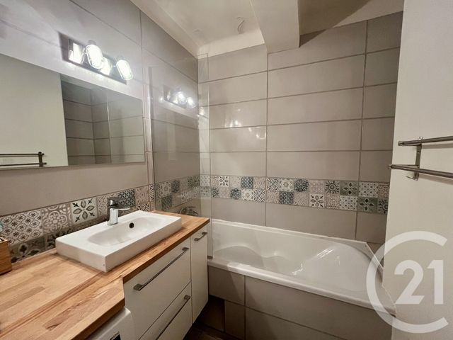 Appartement F3 &agrave; louer - 3 pi&egrave;ces - 63,17 m2 - Choisy Le Roi - 94 - ILE-DE-FRANCE