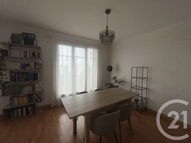Appartement F3 &agrave; louer - 3 pi&egrave;ces - 63,17 m2 - Choisy Le Roi - 94 - ILE-DE-FRANCE
