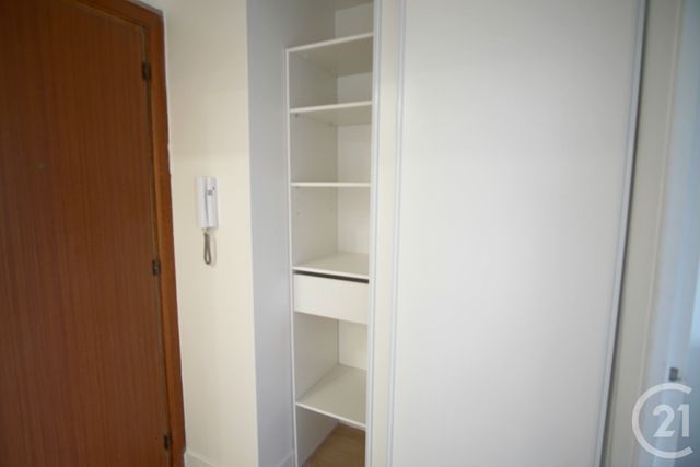 Appartement F1 &agrave; louer - 1 pi&egrave;ce - 27 m2 - Creteil - 94 - ILE-DE-FRANCE