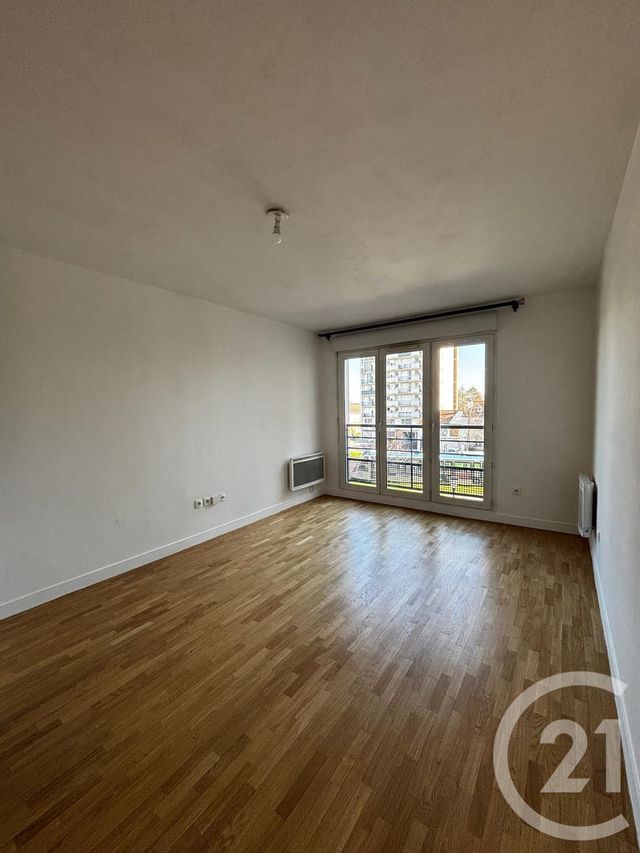 Appartement F2 &agrave; louer - 2 pi&egrave;ces - 40,92 m2 - Thiais - 94 - ILE-DE-FRANCE