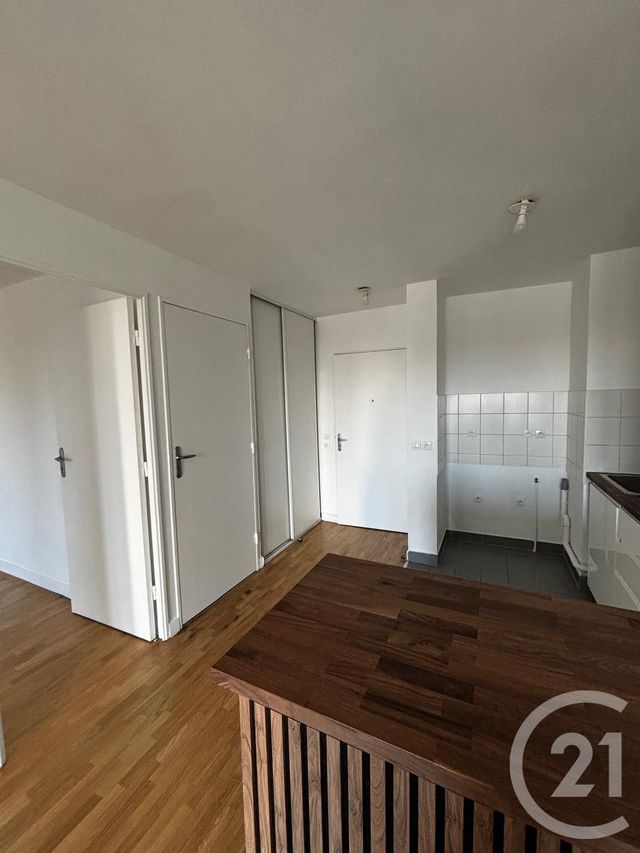 Appartement F2 &agrave; louer - 2 pi&egrave;ces - 40,92 m2 - Thiais - 94 - ILE-DE-FRANCE