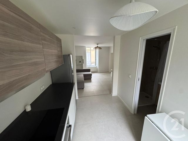 Appartement F2 &agrave; louer - 2 pi&egrave;ces - 39,37 m2 - Maisons Alfort - 94 - ILE-DE-FRANCE